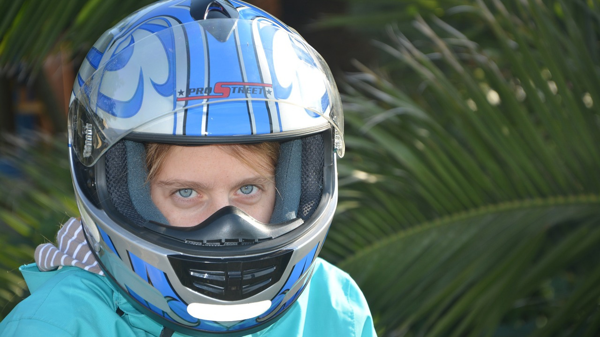 Comment choisir son casque moto pour enfant