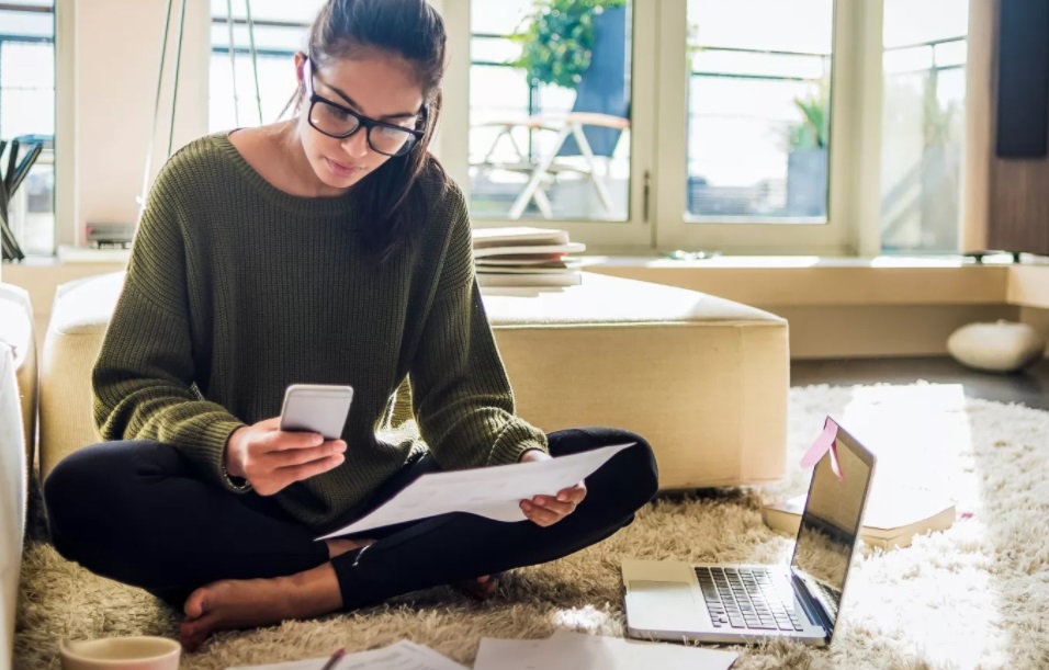 Formation à distance : les salariés sacrifient de plus en plus leur temps libre pour se former